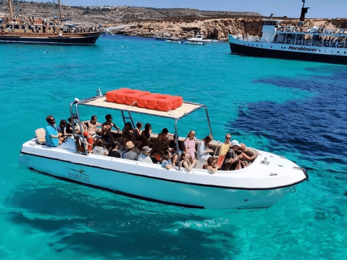 Comino Speedboat Trip — Sun & Fun